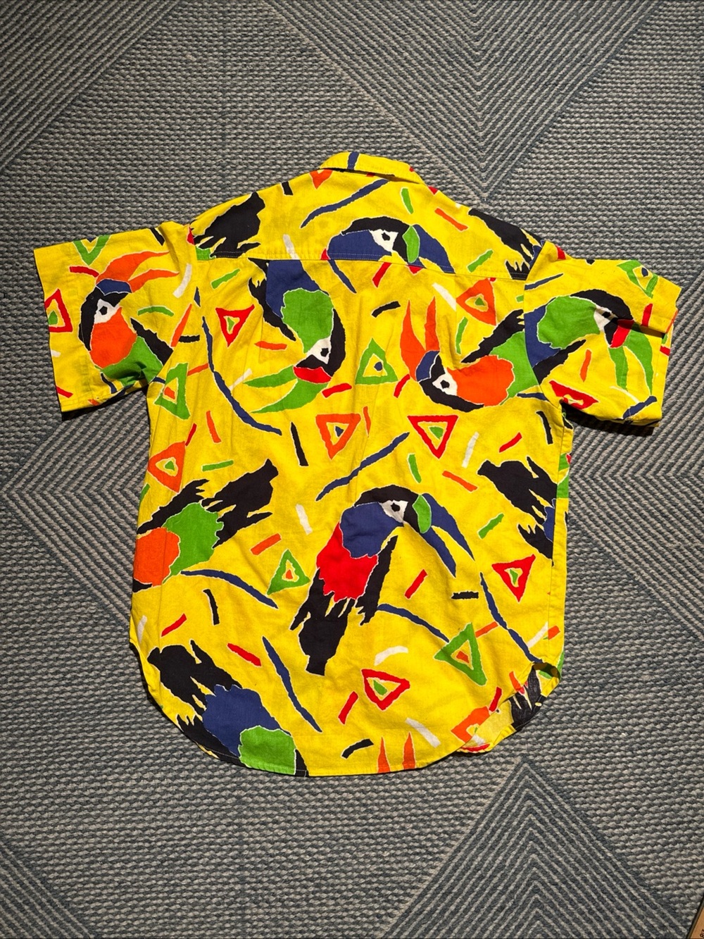Vintage Op 80s Mens Parrot Yellow Short Sleeve Button Up Shirt Size L - Picture 3 of 10